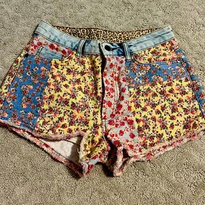 Farm Rio for Anthropologie denim shorts in patchwork floral- LN Sz 28